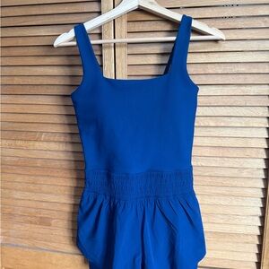 YPB *like new* activewear